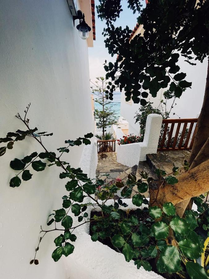 מאראת'וקאמפוס Nereides Seaside Apartments מראה חיצוני תמונה