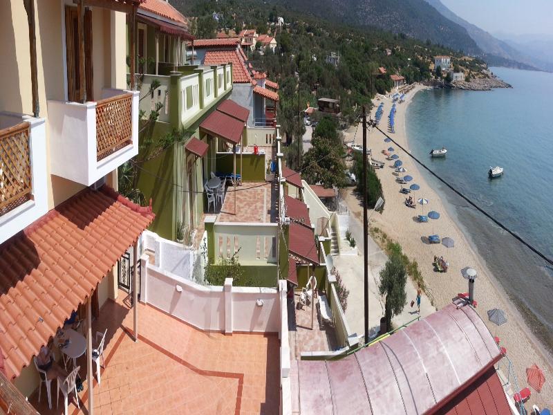 מאראת'וקאמפוס Nereides Seaside Apartments מראה חיצוני תמונה