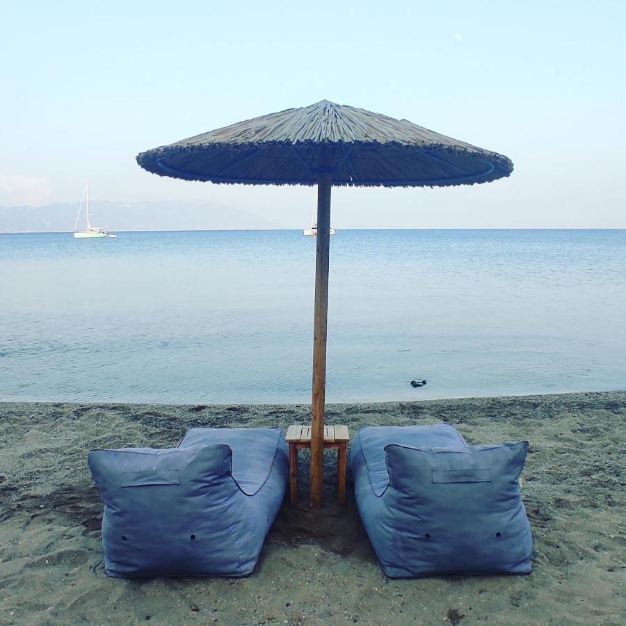 מאראת'וקאמפוס Nereides Seaside Apartments מראה חיצוני תמונה