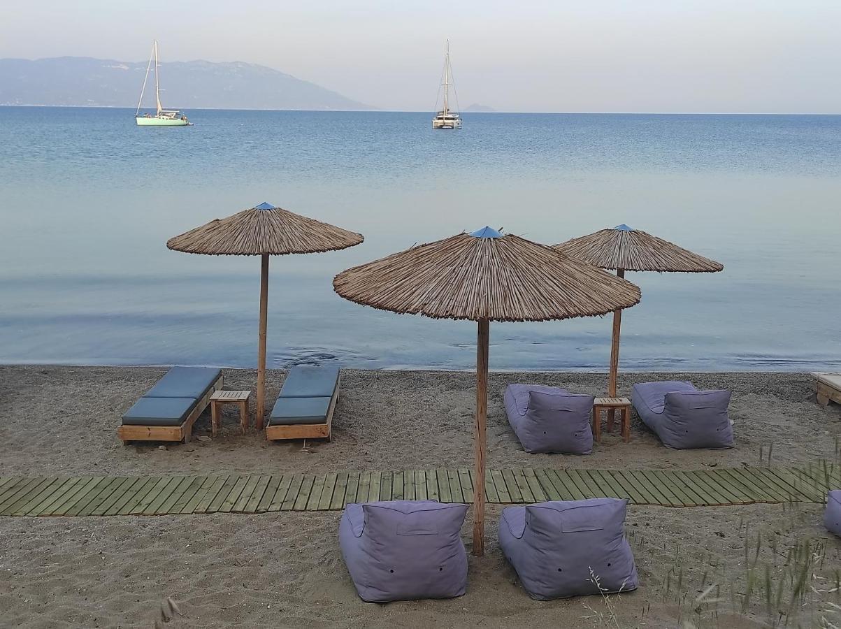 מאראת'וקאמפוס Nereides Seaside Apartments מראה חיצוני תמונה