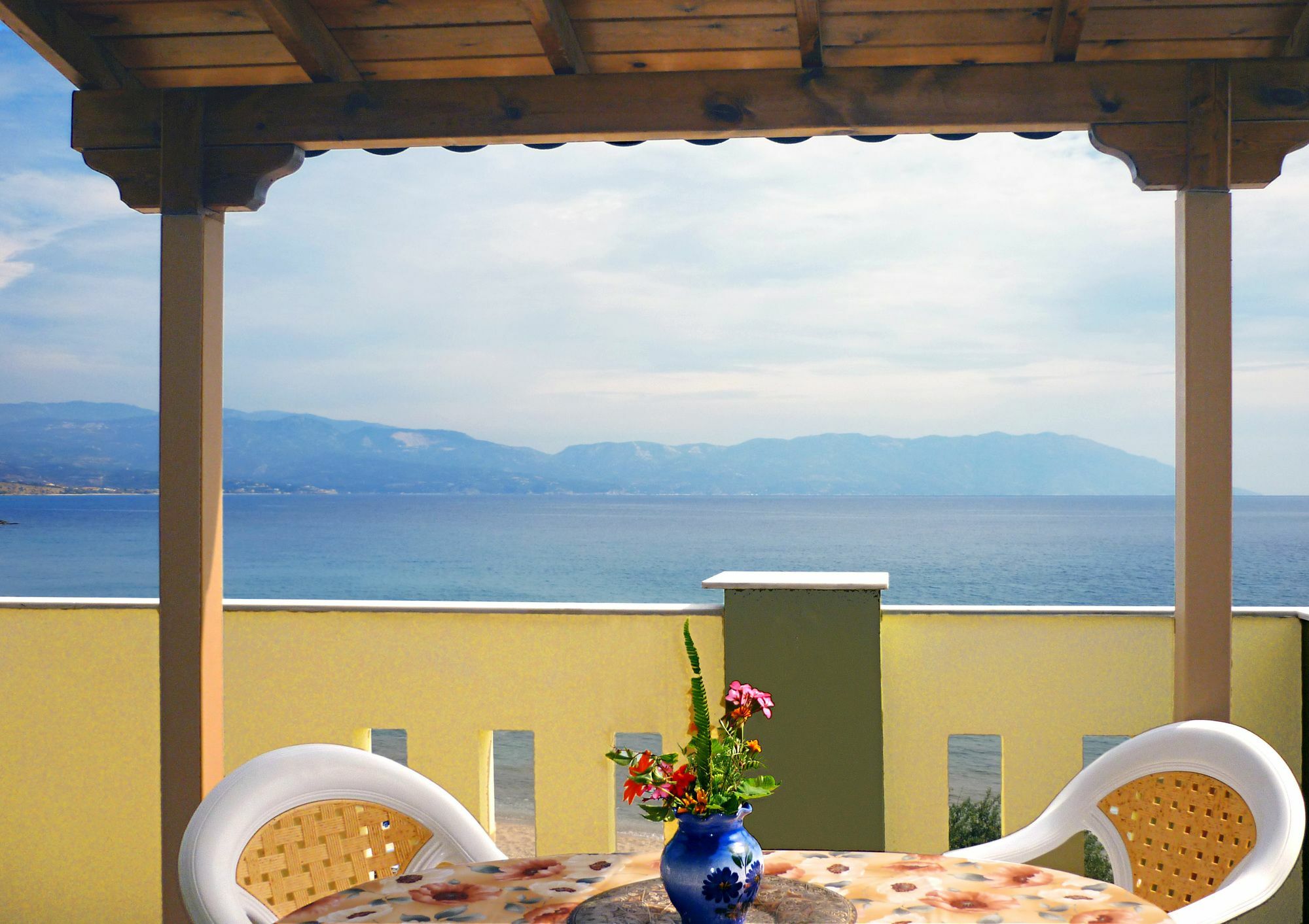 מאראת'וקאמפוס Nereides Seaside Apartments מראה חיצוני תמונה
