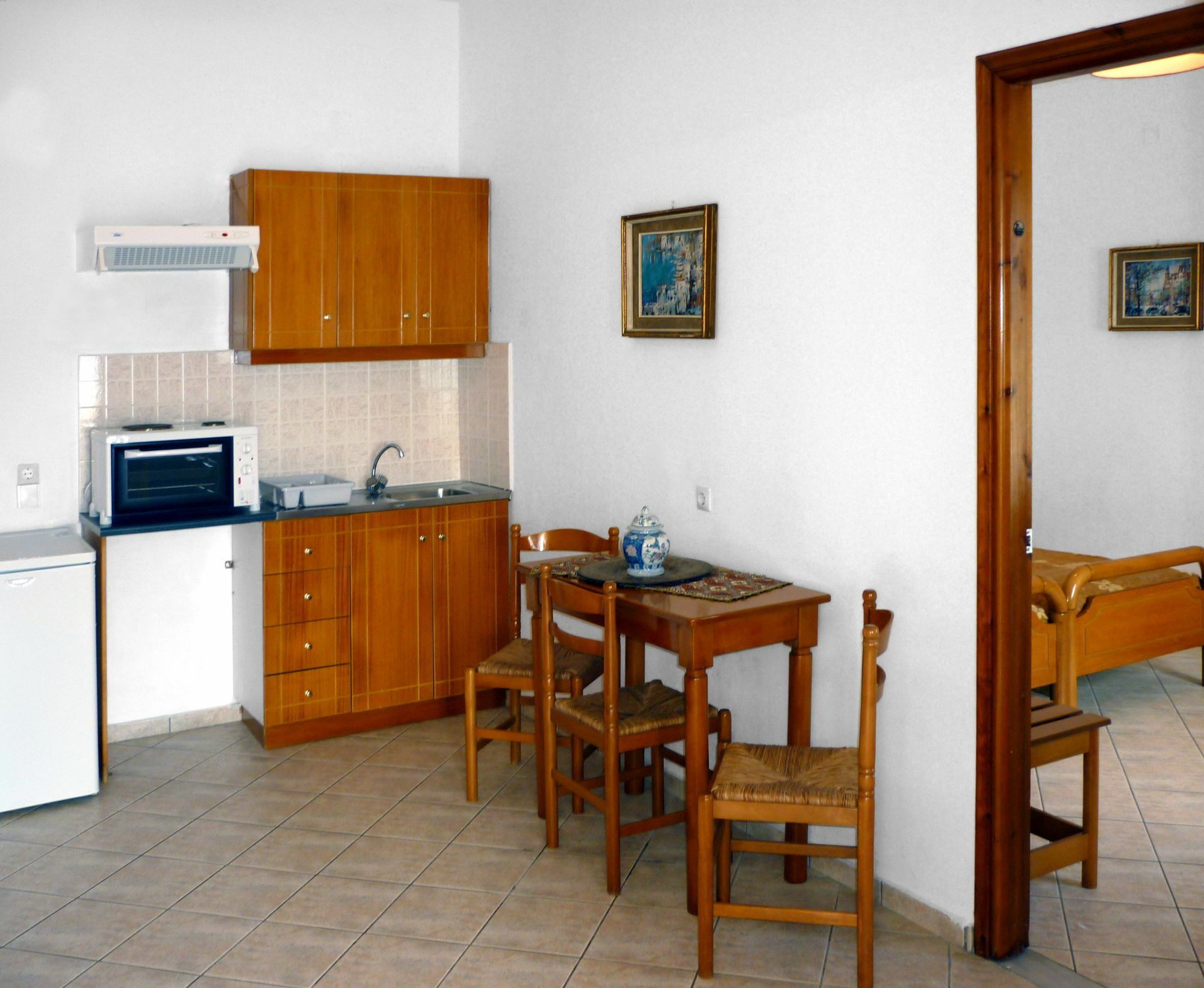 מאראת'וקאמפוס Nereides Seaside Apartments מראה חיצוני תמונה